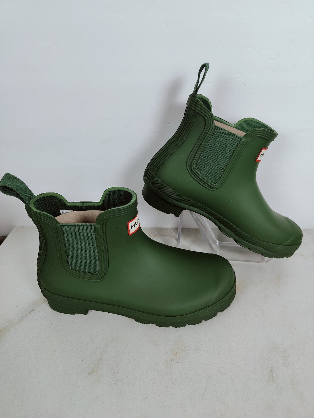 NIB Hunter Women's Original Chelsea Rain Boots, Hunter Green, Sz 6